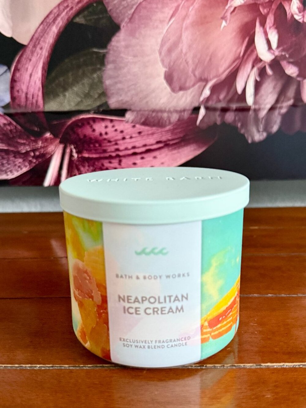 NEW NEAPOLITAN ICE CREAM 3-Wick Candle Bath & Body Works
